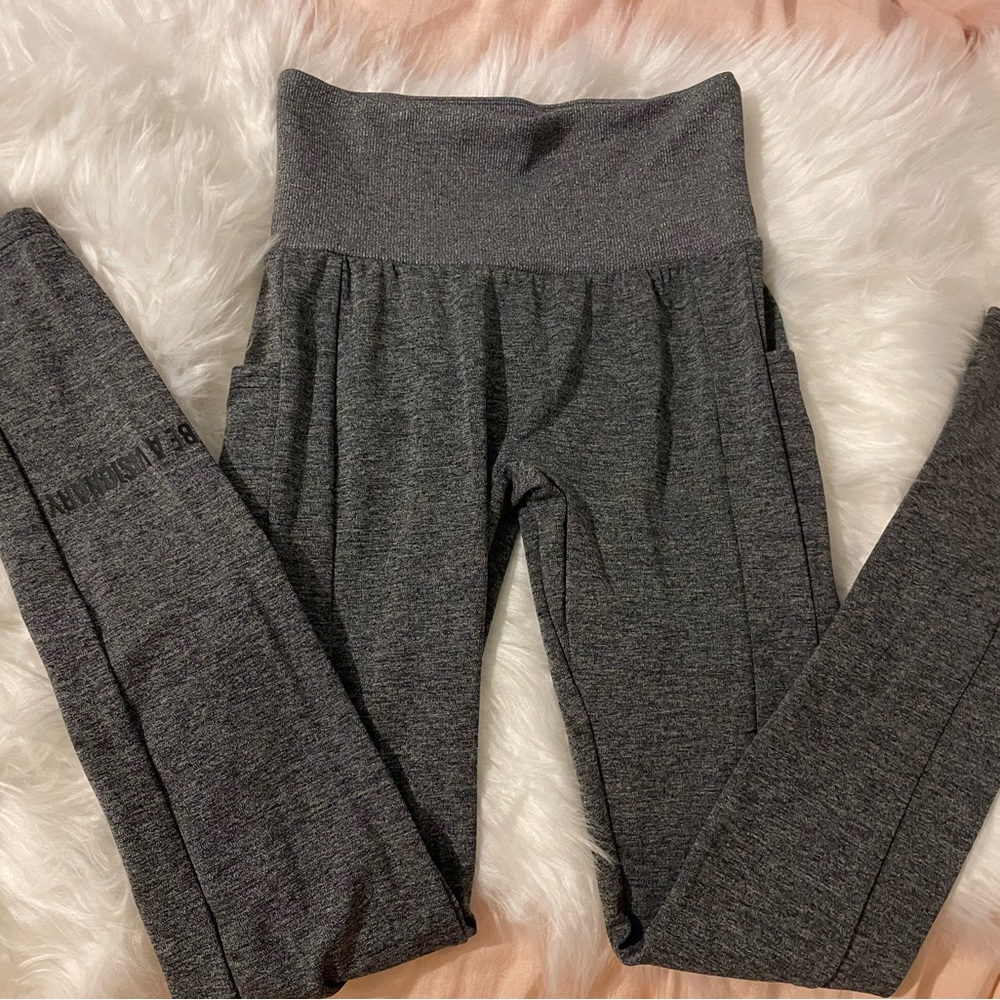 Gymshark Dark Gray heathered leggings. Size XS.